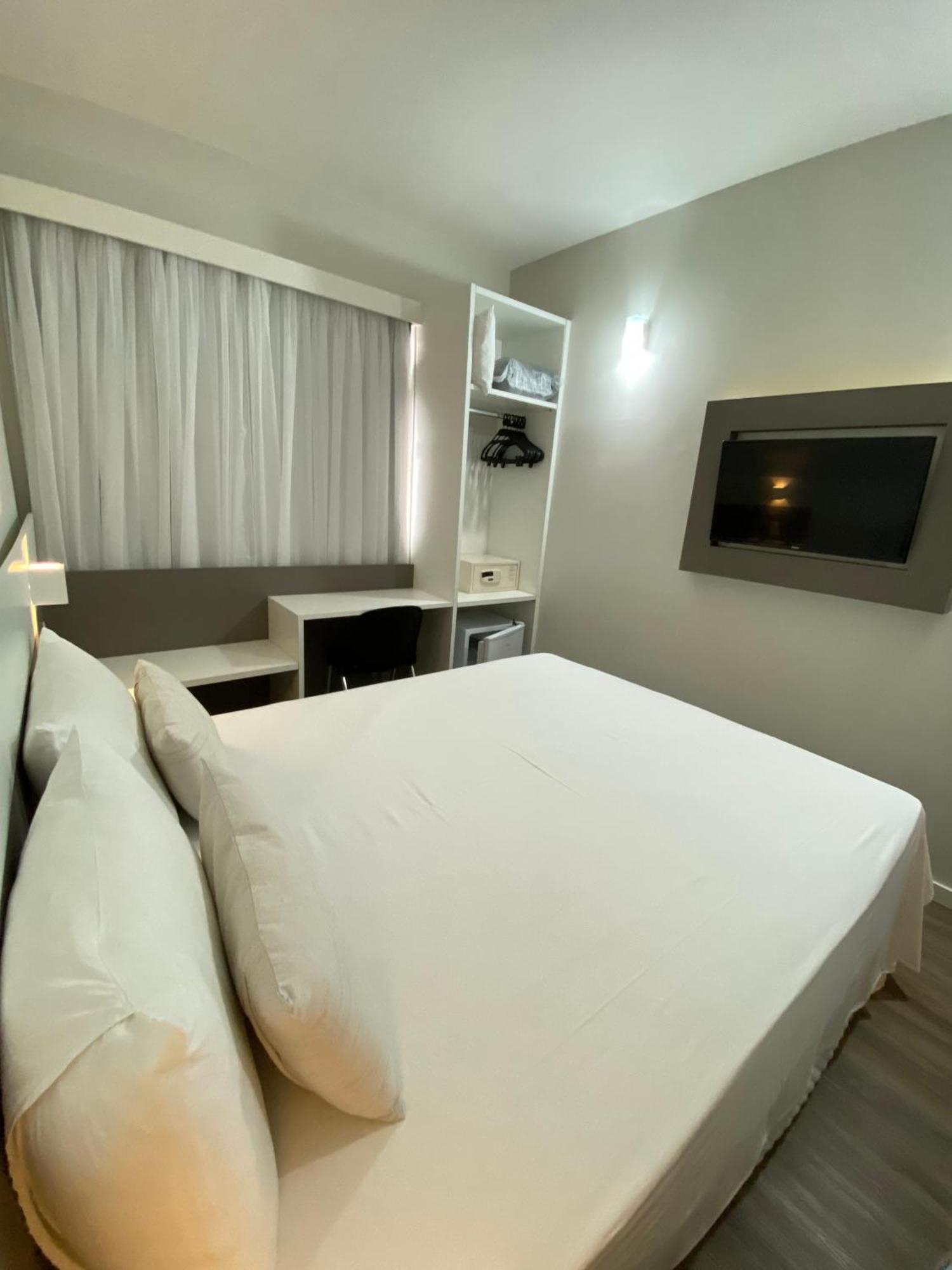 It'S Hotel Caratinga Esterno foto