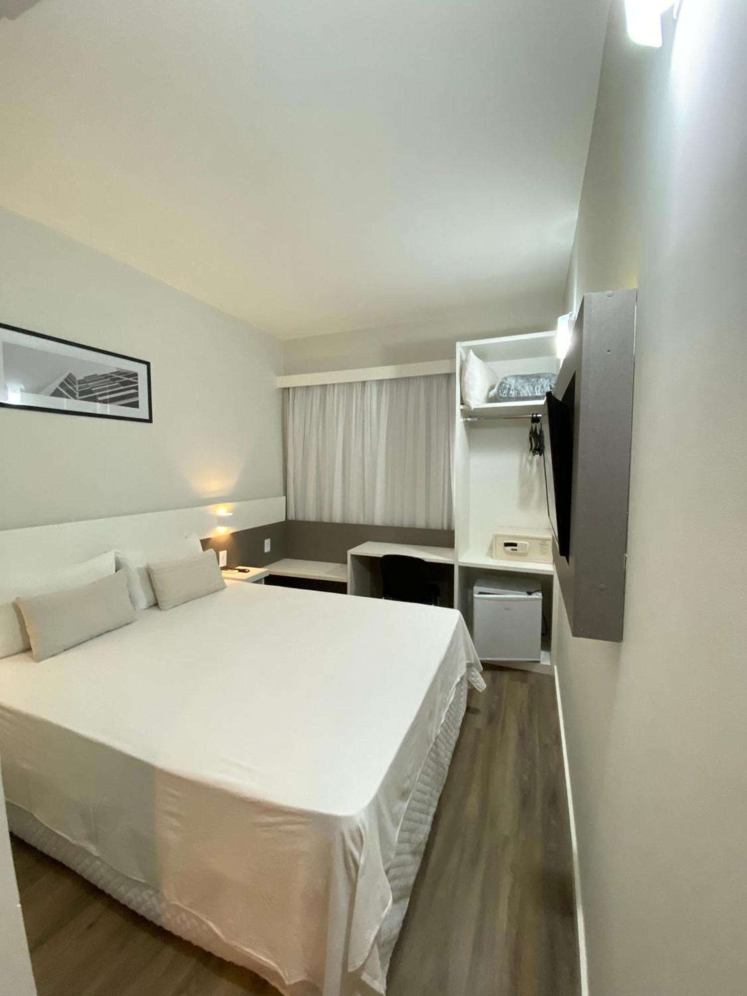 It'S Hotel Caratinga Esterno foto