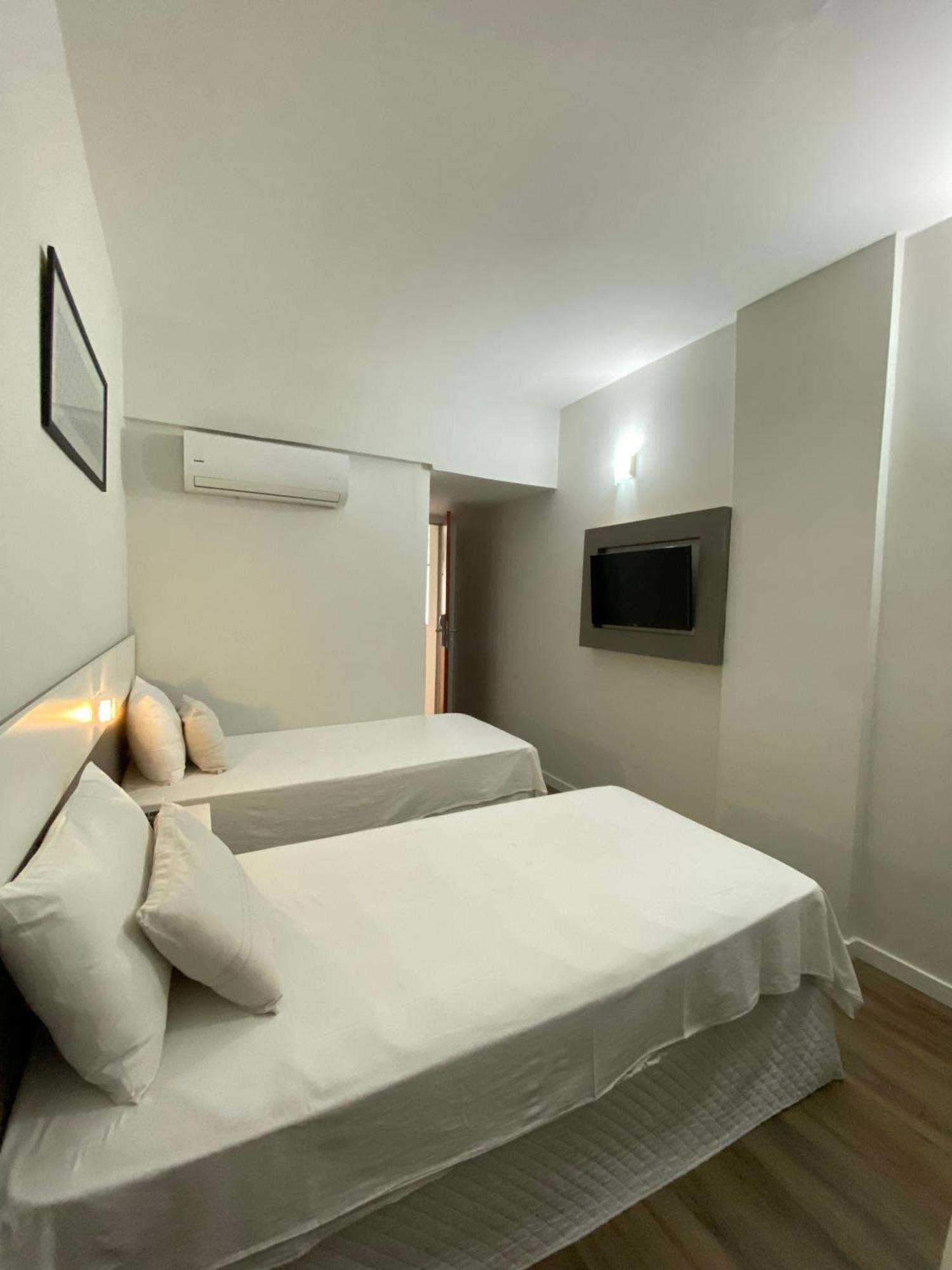 It'S Hotel Caratinga Esterno foto